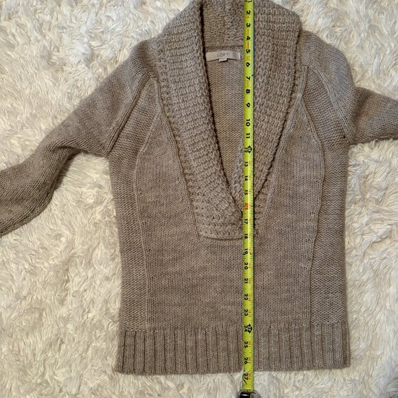 Loft Beige V Neck Sweater XS - Picture 5 of 7